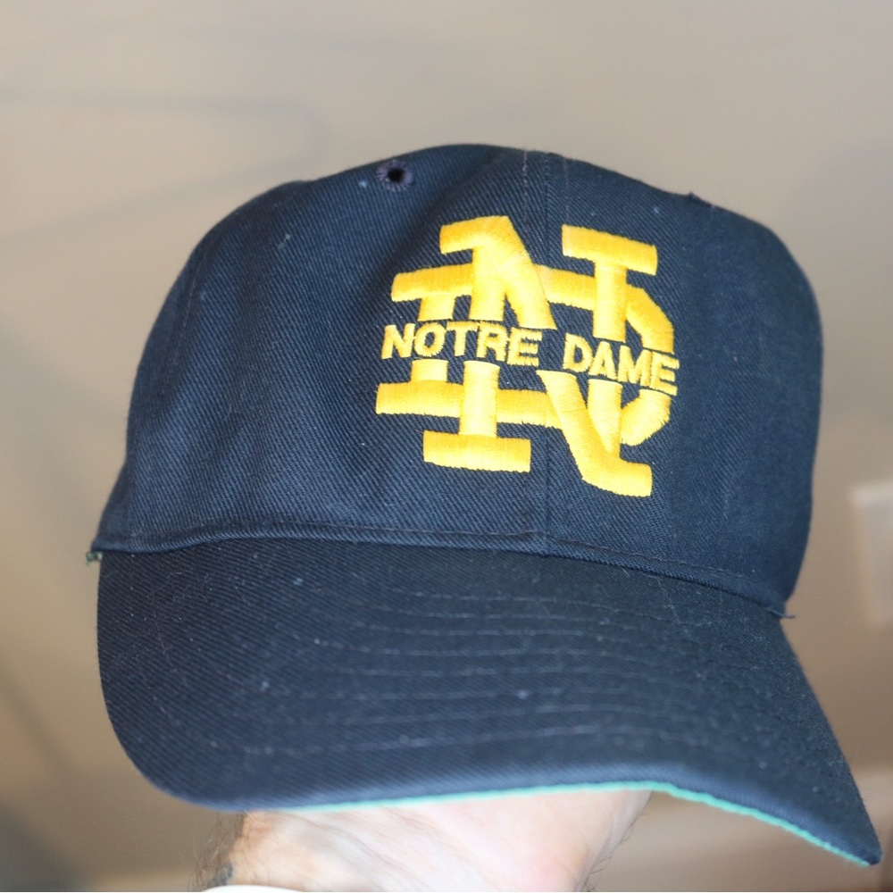 Vintage Notre Dame hat